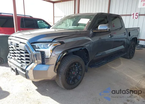 2025 Toyota Tundra Platinum z USA, uszkodzony, nr VIN 5TFWA5DB5SX282842
